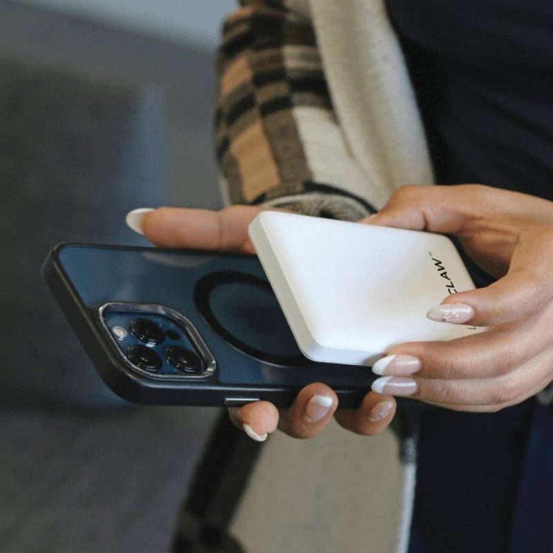 Lion Energy CLAW 10000 mAh Magsafe PD20W Fast Charge Powerbank - 2